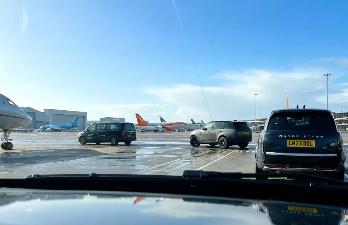 Luxury private jet transfer and FBO service with professional chauffeur for seamless airport travel.